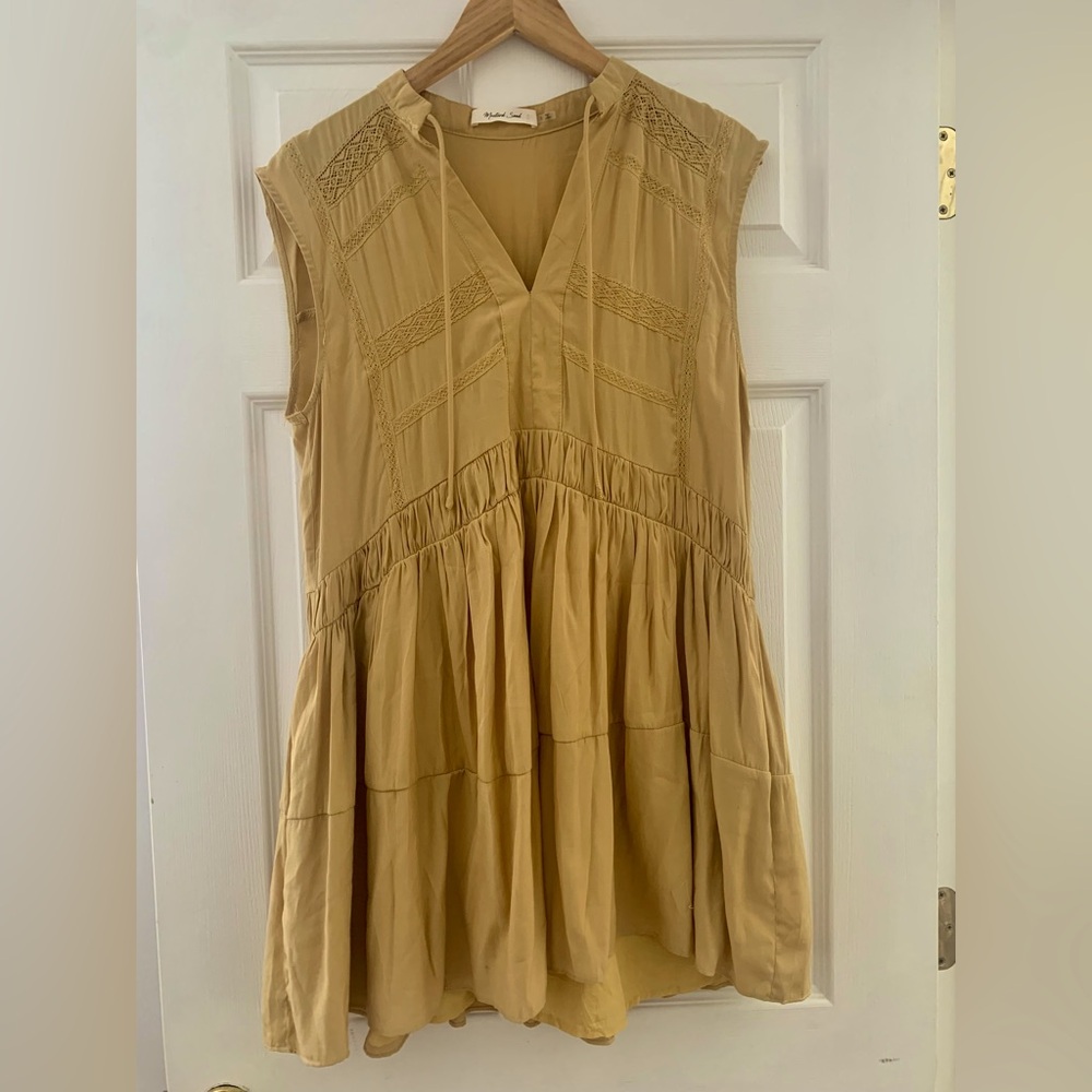 Adorable flirty mini dress.